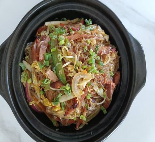 Chinese Cabbage with Vermicelli Pot