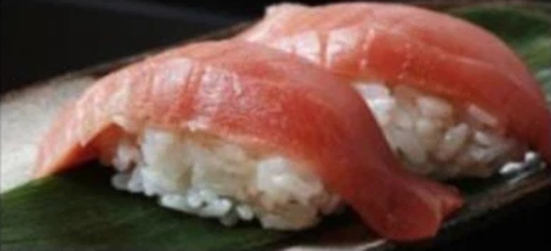 Tuna Nigiri