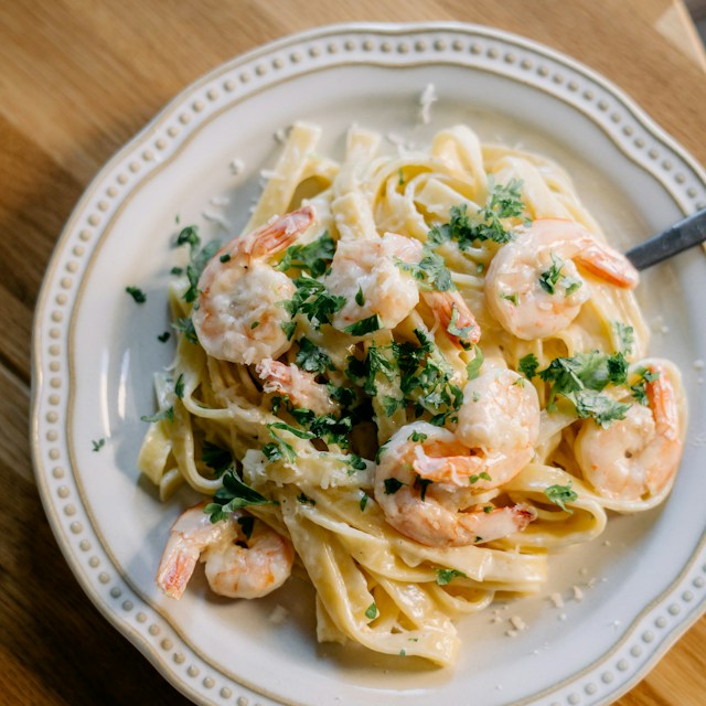 Alfredo Shrimp Pasta