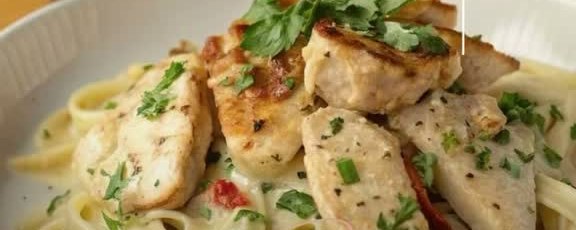 Pasta con Pollo