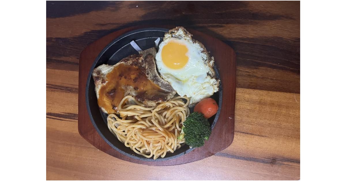 Sizzling Hot Plate with Homemade Sauce