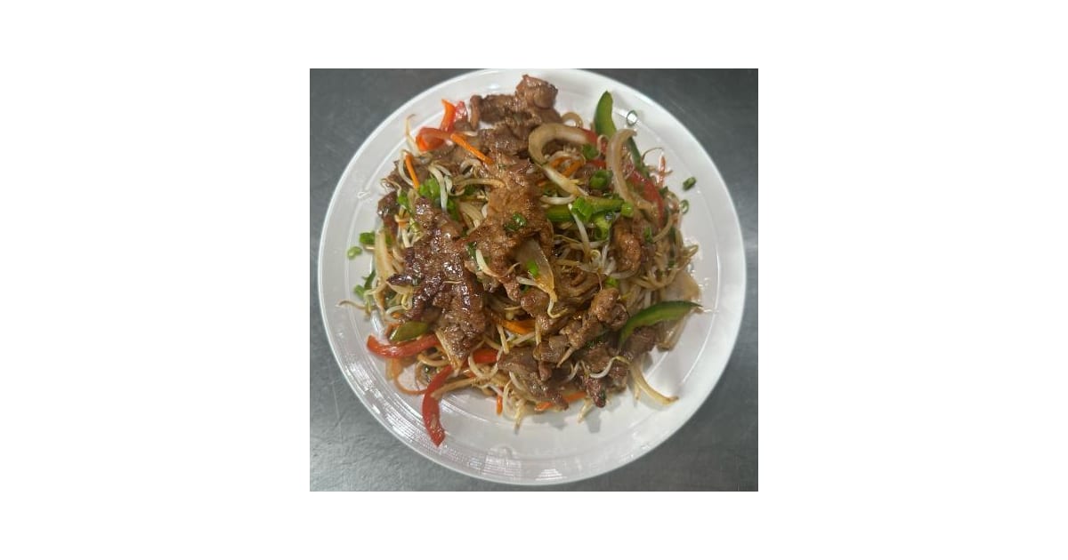 Stir-fried Black Pepper Beef Spaghetti