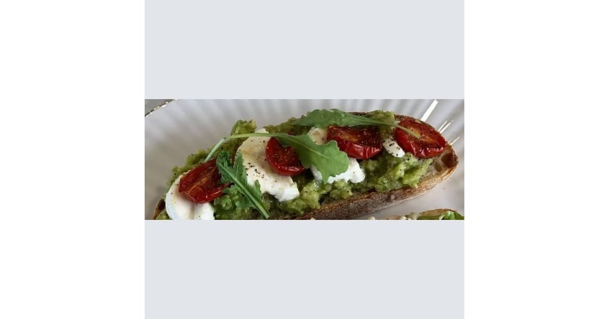 Avocado & Oven Tomato Sandwich